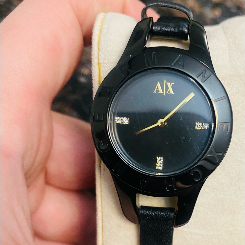 Lot of 4 watches.